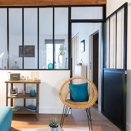 Nice Cozy On The Slopes Of Montmartre Apartment
