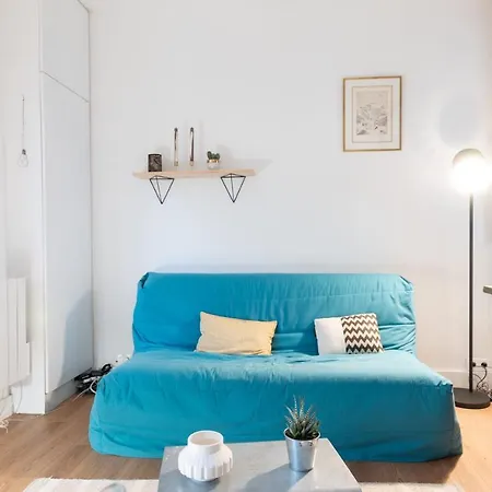 Apartment Nice Cozy On The Slopes Of Montmartre